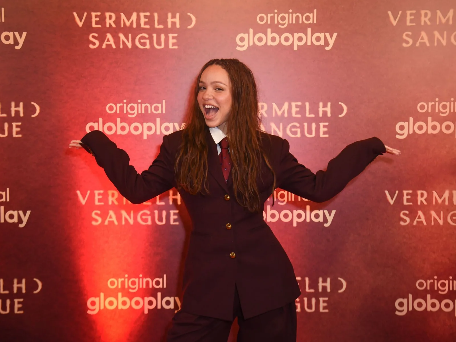 Letícia Vieira relaciona sua jornada pessoal à de Luna em Vermelho Sangue