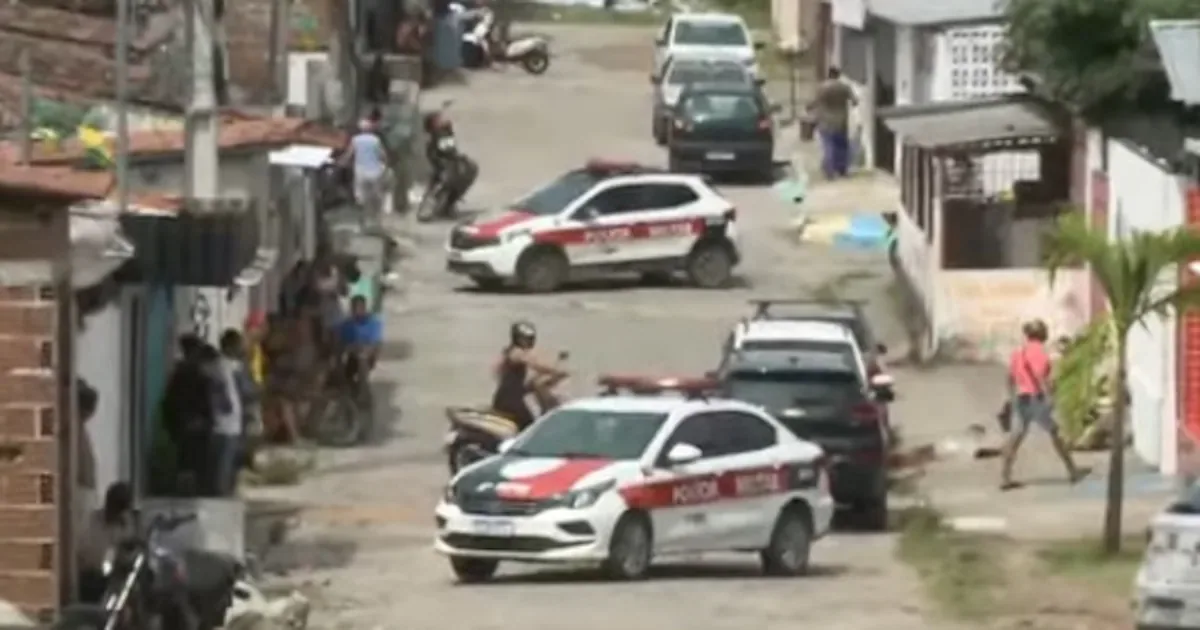 Cabeça de jovem é localizada em terreno após violação de túmulo em João Pessoa