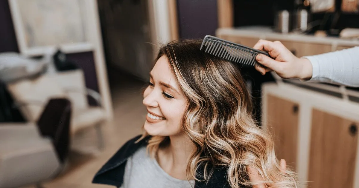 Luzes e mechas: seis cuidados para preservar a saúde dos cabelos