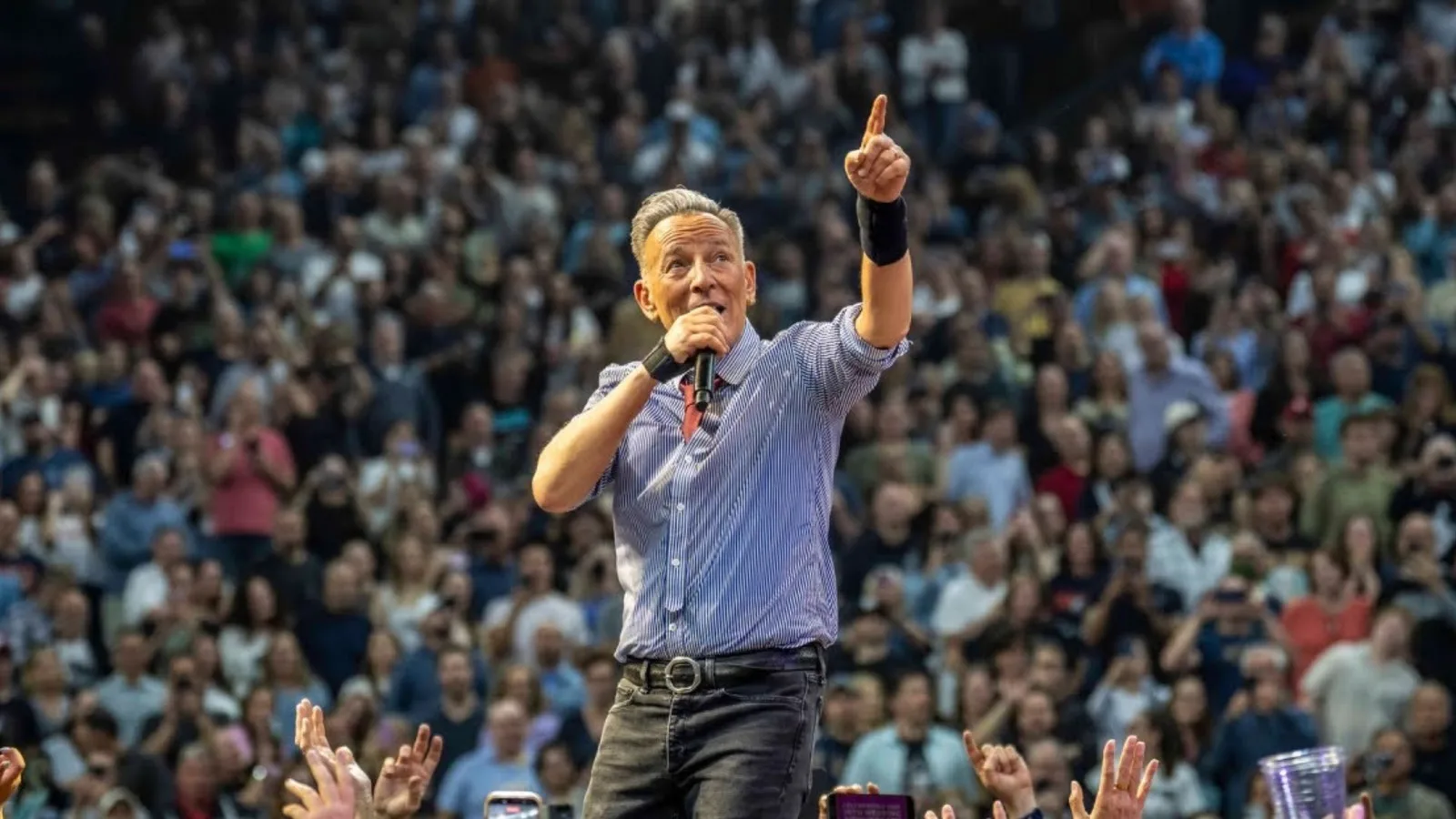 Bruce Springsteen lança filme da turnê em partes e prepara dois álbuns