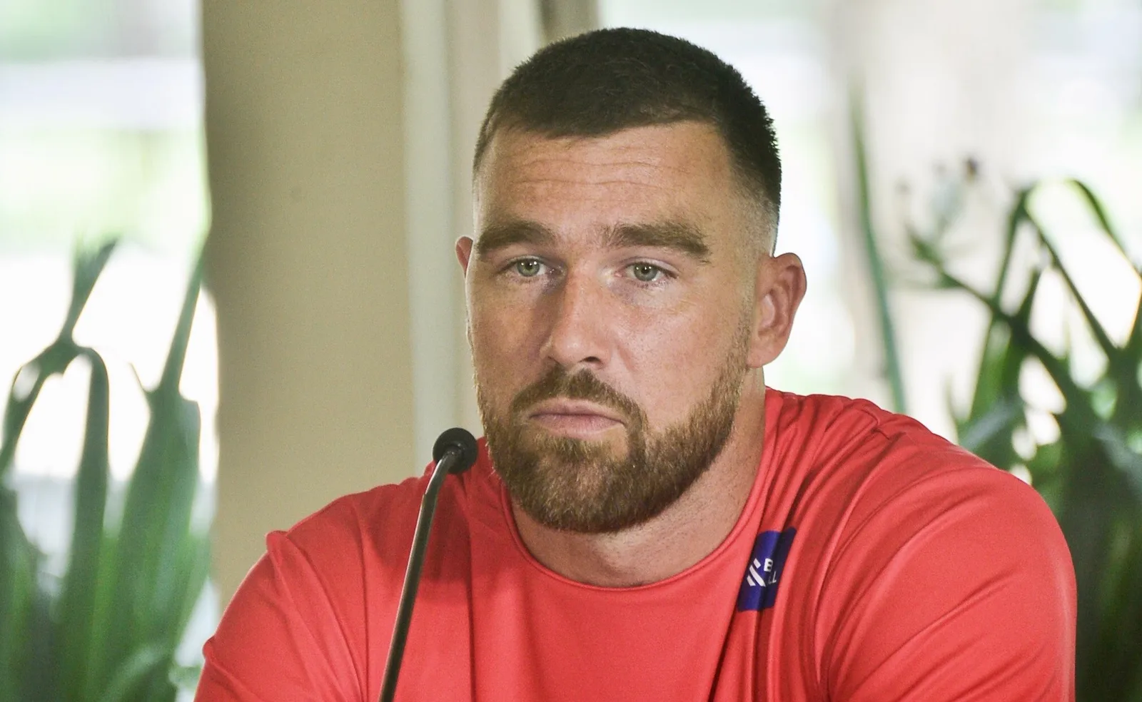 Justiça dos EUA condena empresário ligado a fundo de Travis Kelce