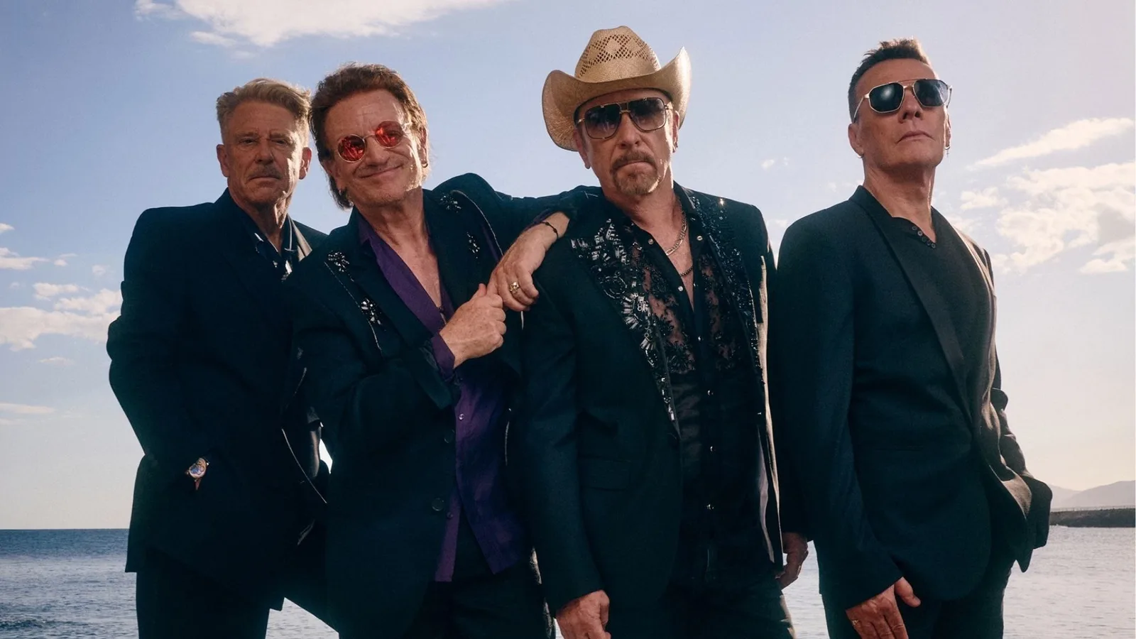 Larry Mullen Jr. volta ao U2 após cirurgia e participa de novo disco