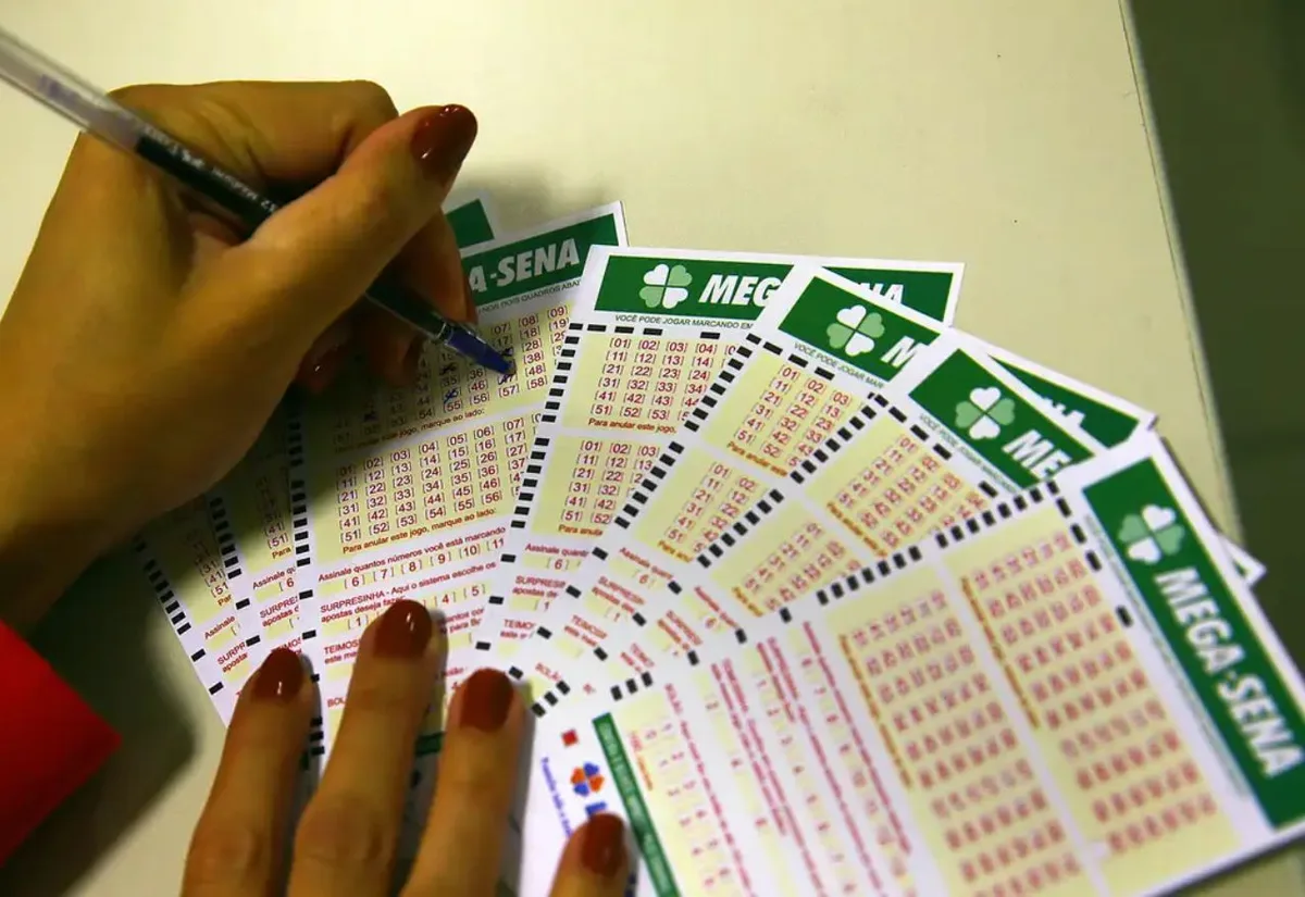 Apostas da Mega-Sena têm prazos diferentes para o sorteio de domingo