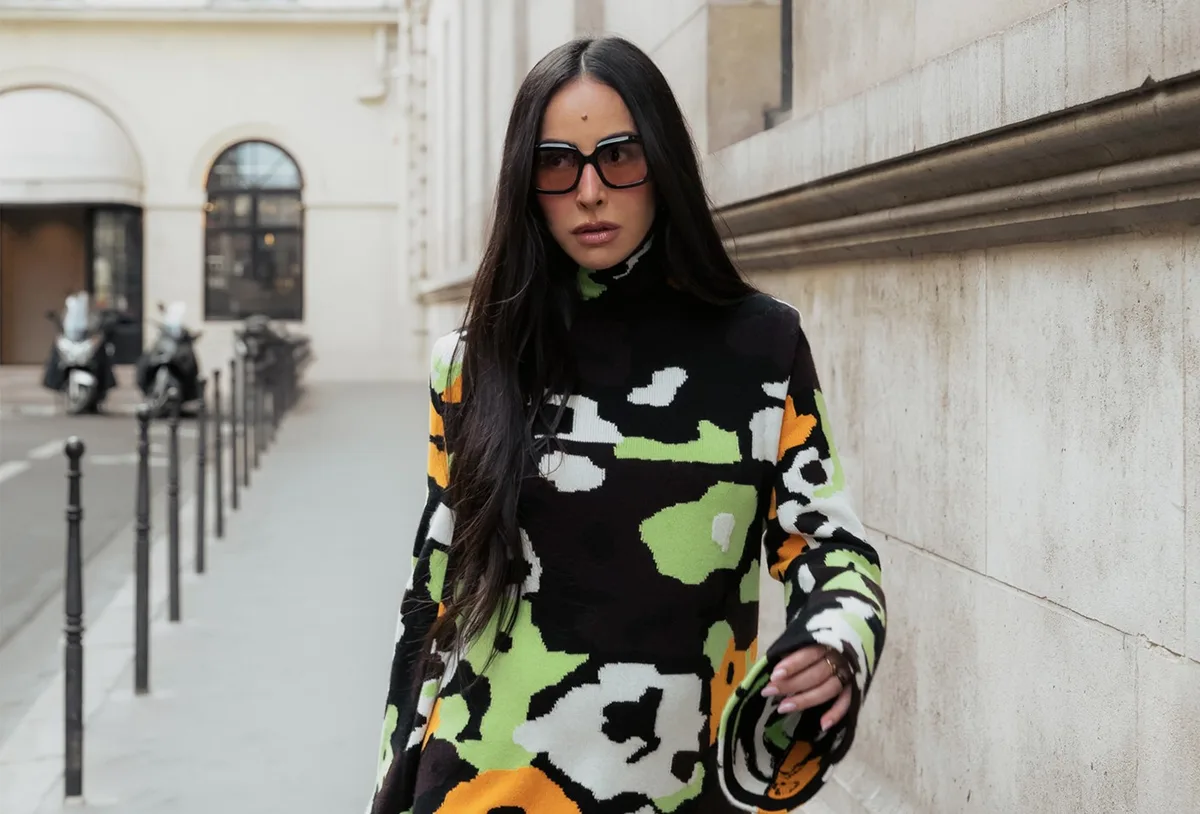 Sabrina Sato chega a Paris para acompanhar temporada de moda grávida