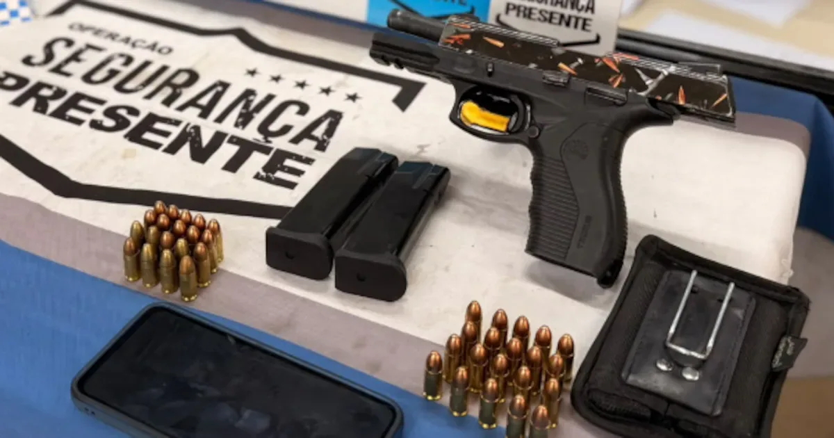 Passageiro é detido com pistola e munições durante abordagem no Recreio