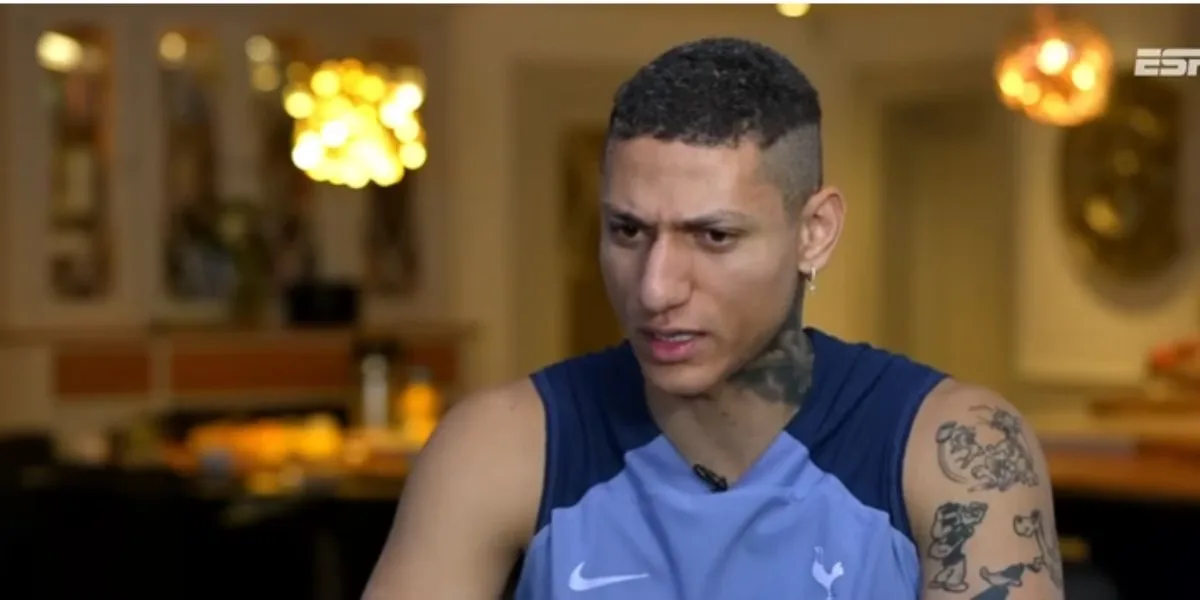Fora da Premier League, Richarlison considera romper contrato com o Tottenham