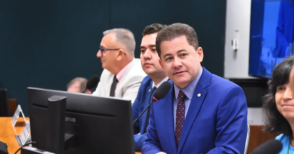 PF apreendeu R$ 510 mil com mulher de deputado em voo para Brasília