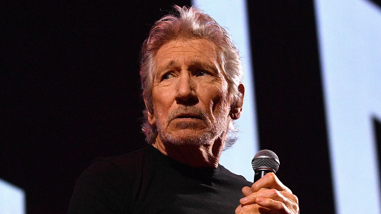 Roger Waters relembra críticas a U2, Drake, Black Sabbath e outros artistas