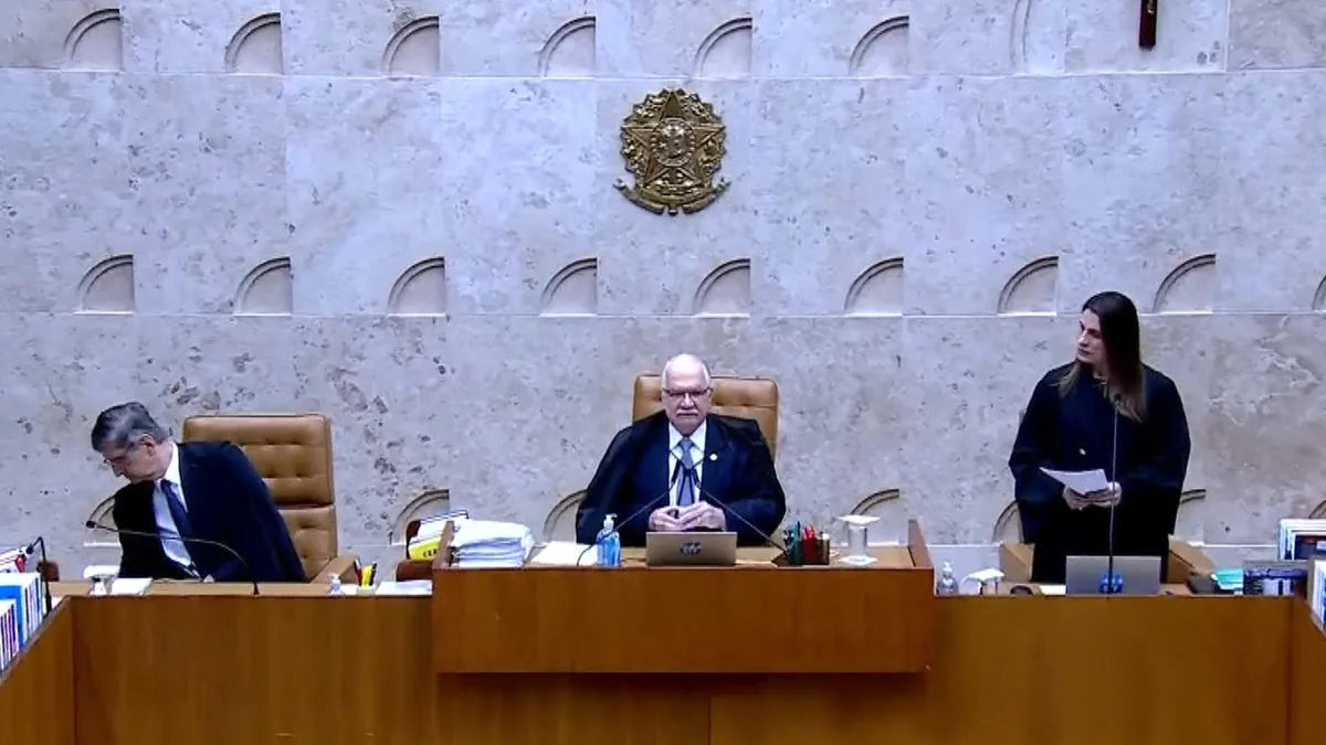 Especialista defende análise conjunta de casos sobre Moraes e Mendonça no STF