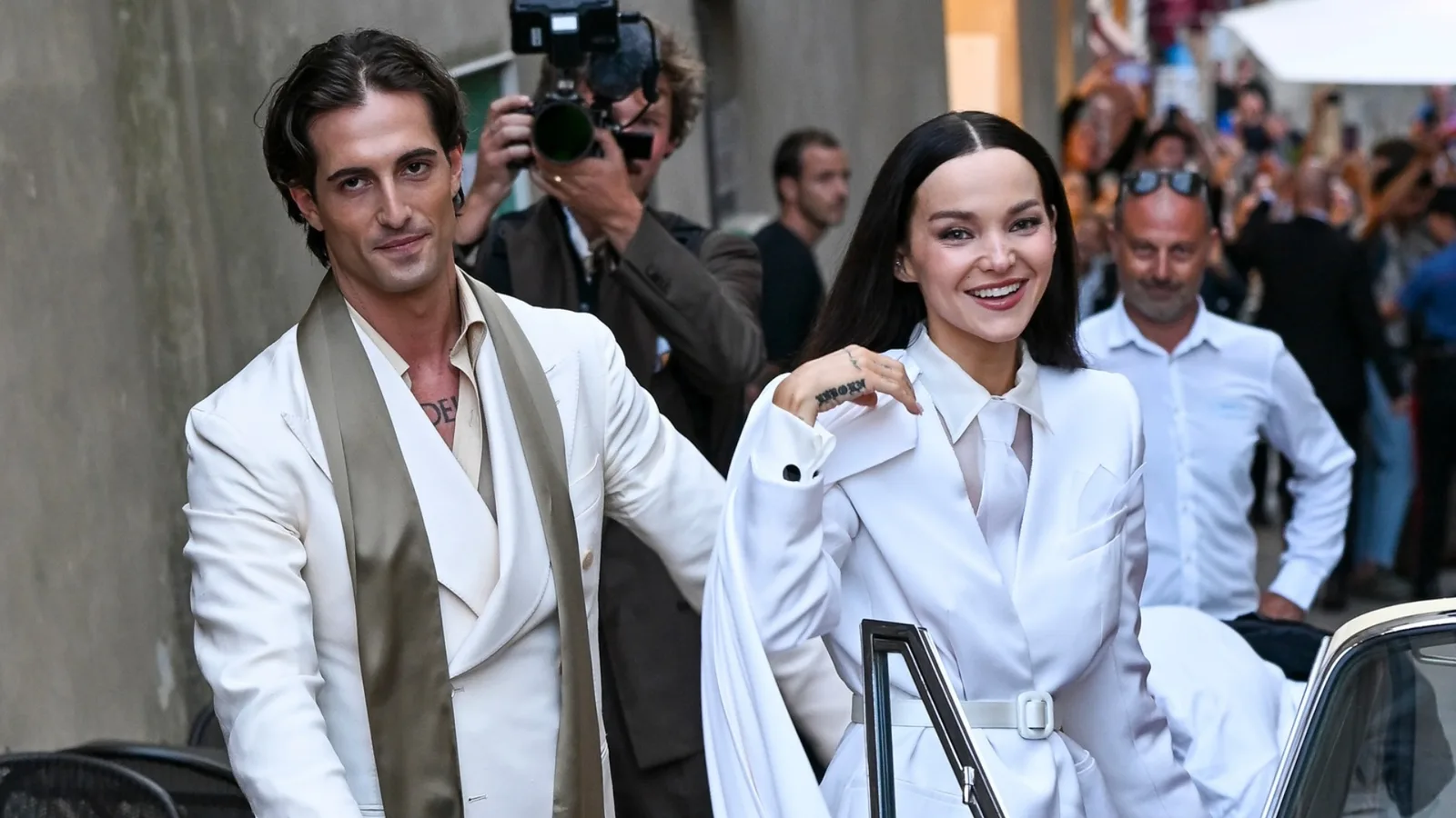 Dove Cameron e Damiano David oficializam união em cerimônia na Toscana