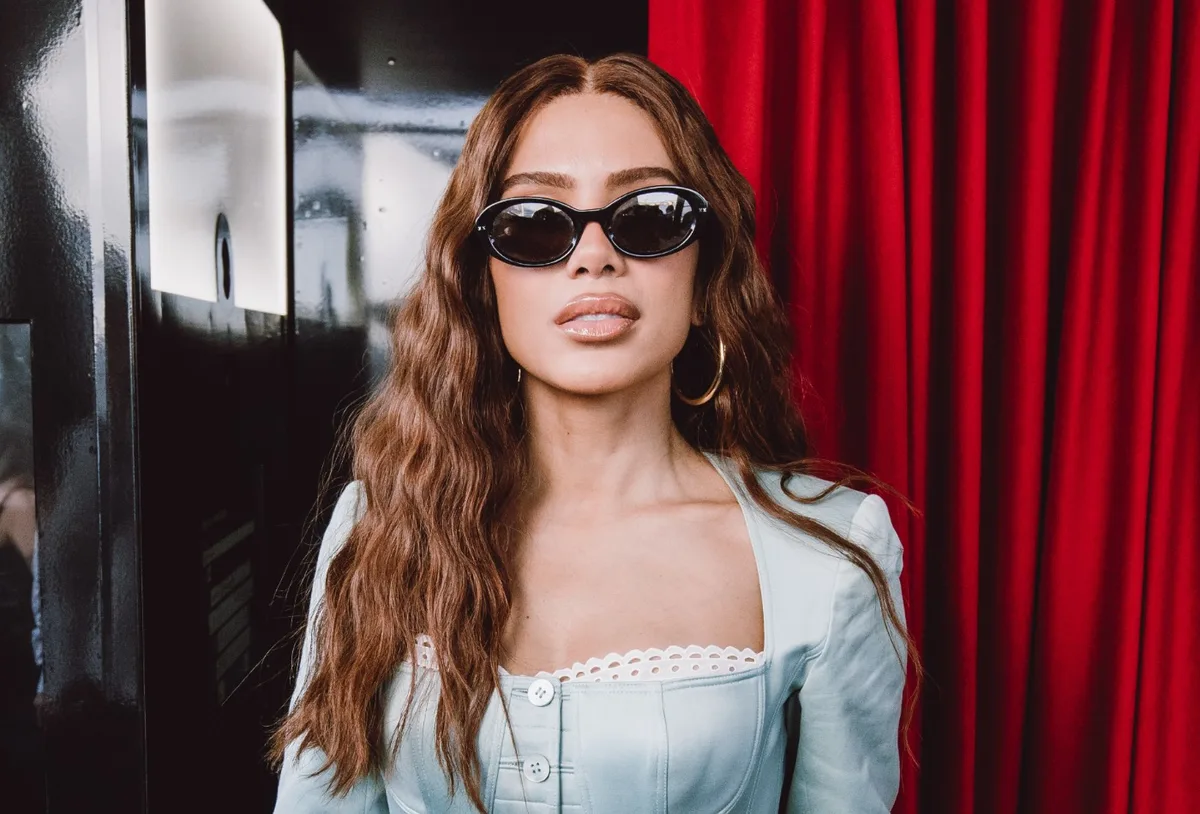 Anitta fala sobre equilíbrio, férias e escolhas profissionais em Paris