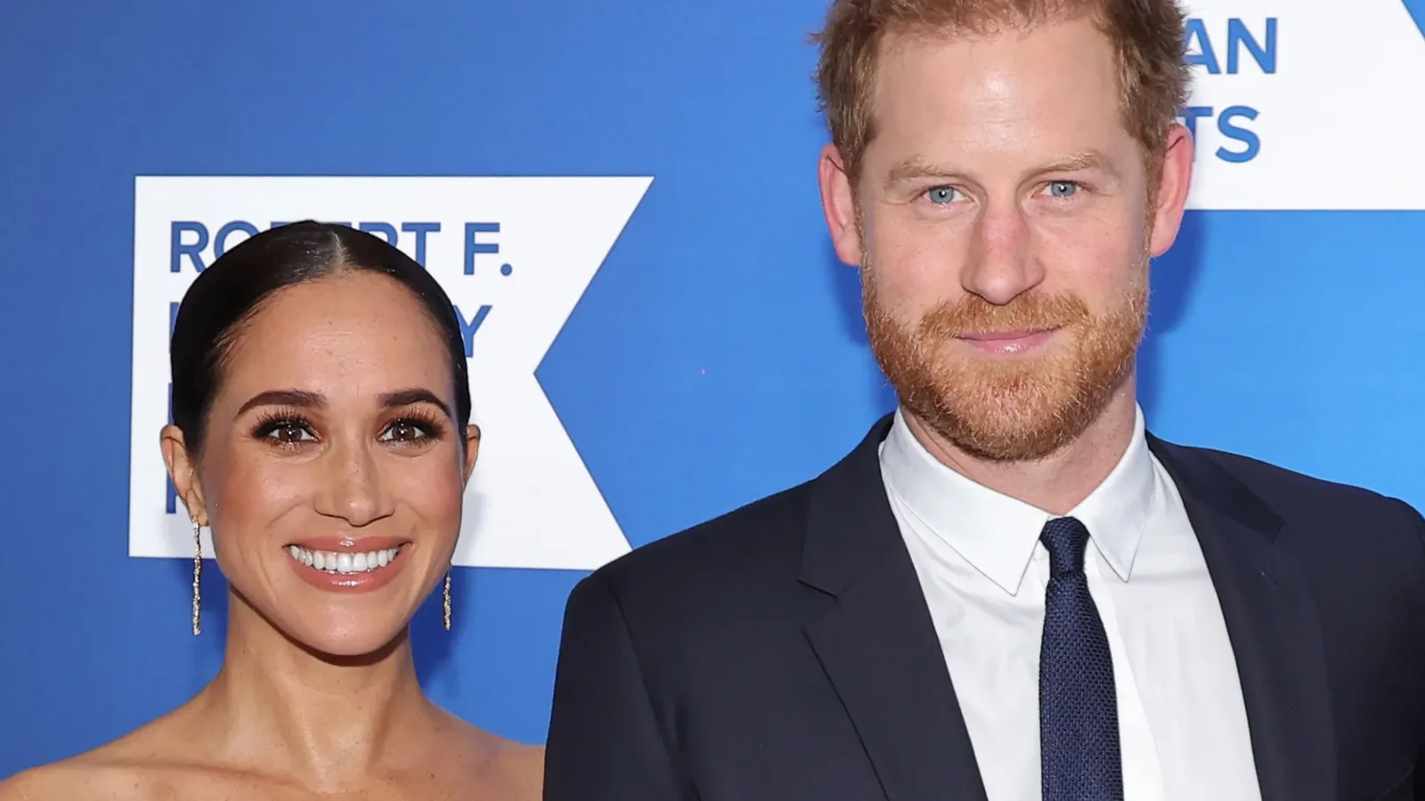 Harry e Meghan fazem primeira aparição pública após retorno à Inglaterra