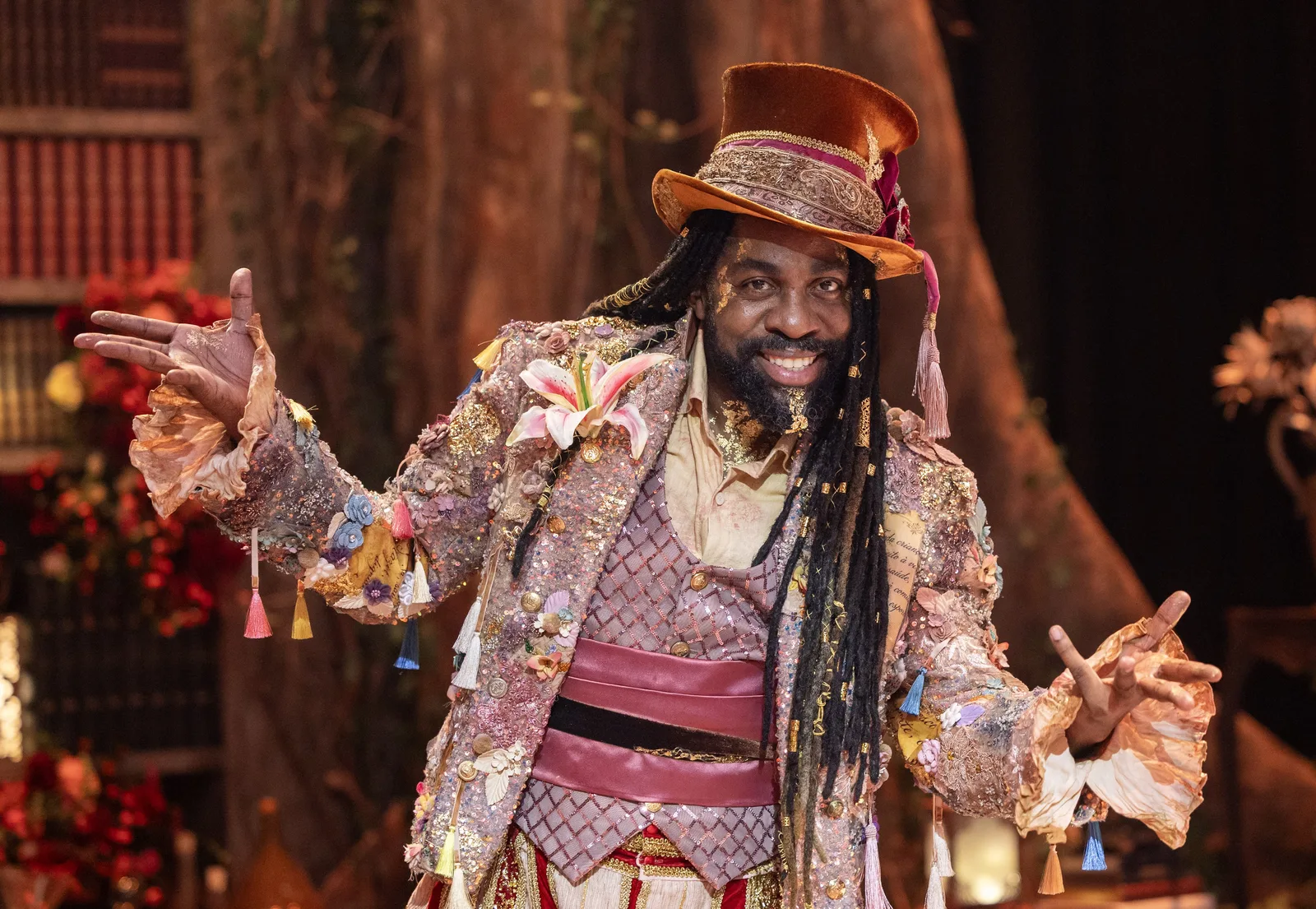 Show da Esperança terá Lázaro Ramos em biblioteca mágica na TV Globo