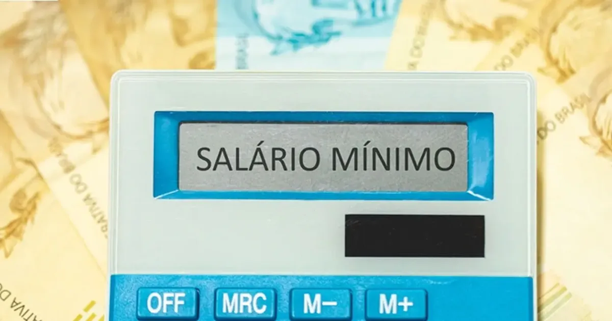 Paraná fixa quatro pisos regionais e restringe maior faixa a técnicos de nível médio