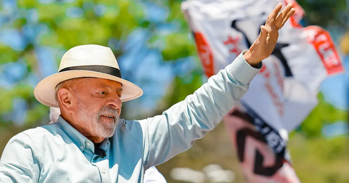 Lula defende fim do Fundo Eleitoral e anuncia plano para a segurança pública