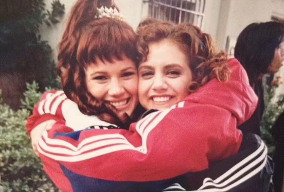 Elisa Donovan relata preocupações com Brittany Murphy antes da morte da atriz